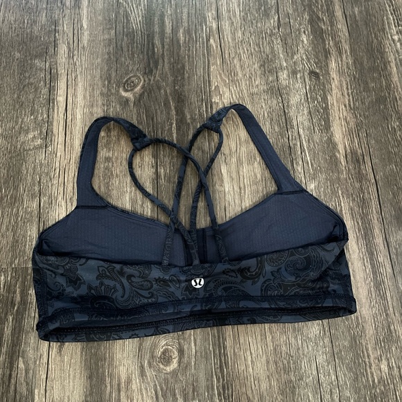 Lululemon Free to Be Bra Paisley - Picture 2 of 4